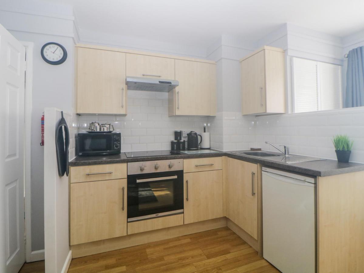 Devon Seaside Apartment Пейнтън Екстериор снимка