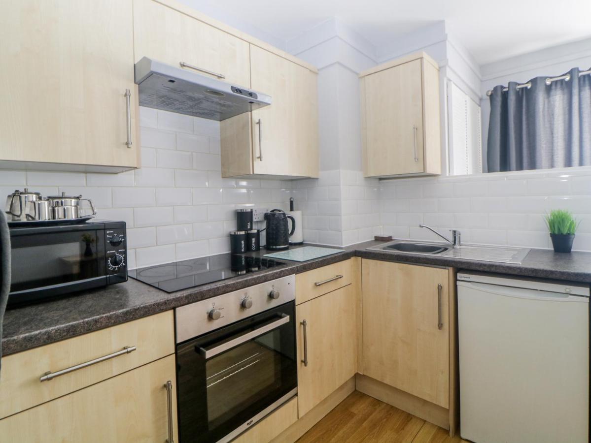 Devon Seaside Apartment Пейнтън Екстериор снимка